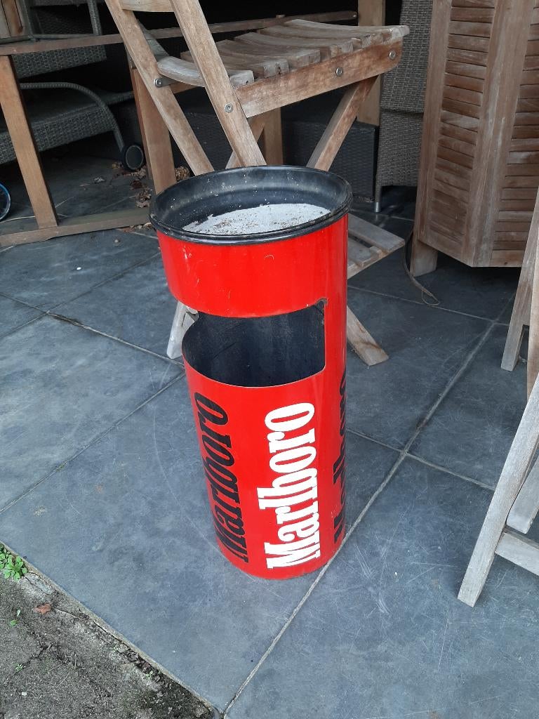 Zeldzame Marboro paraplubak / asbak XL jaren 80, Verzamelen, Rookartikelen, Aanstekers en Luciferdoosjes, Zo goed als nieuw, Asbak