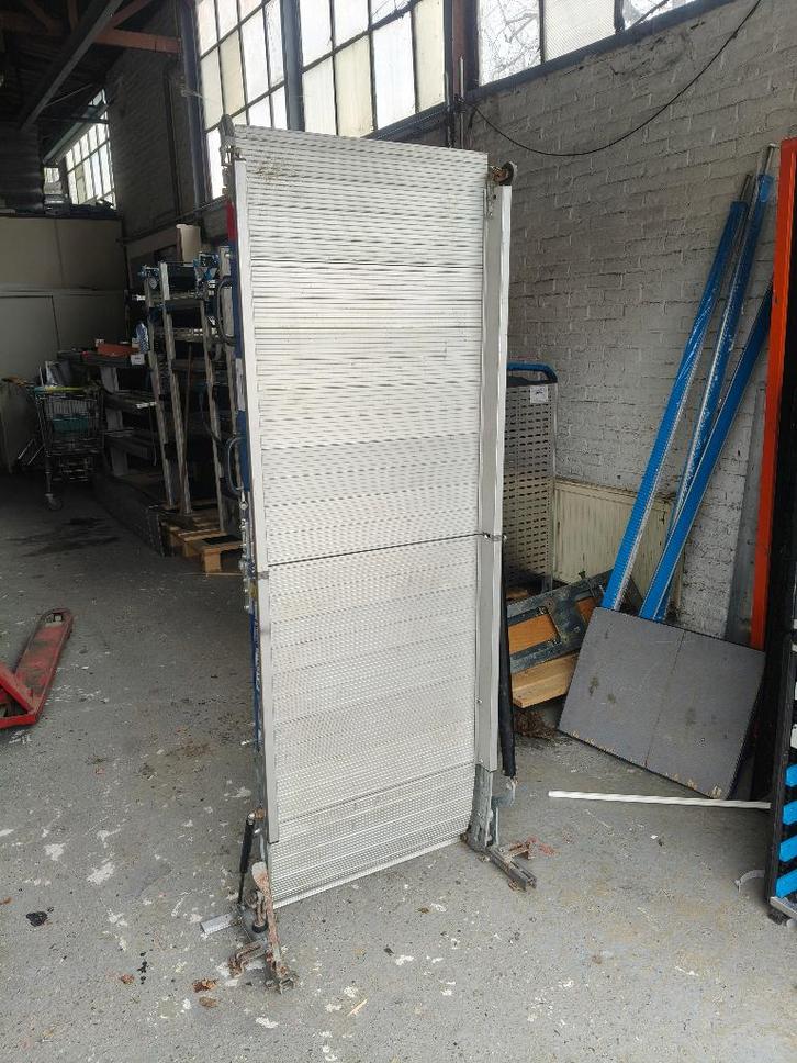 Alko uitklapbare oprij plaat (2532) L184 B 65 H 10 €350, Auto diversen, Auto-accessoires, Zo goed als nieuw, Ophalen