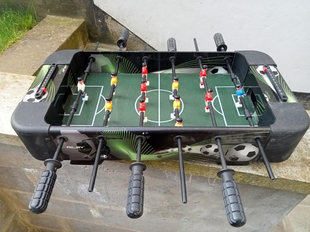 Klein tafelvoetbal, Ophalen, Zo goed als nieuw