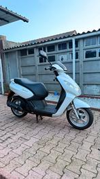 Peugeot kisbee 2012 A klasse/25 km per uur, Ophalen, Zo goed als nieuw