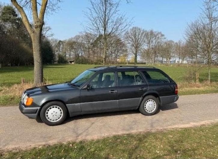 Prachtige mercedes w124 break 250D oldtimer, Autos, Mercedes-Benz, Particulier, Diesel, Break