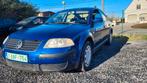 vw passat 1.6i wordt GEKEURD AIRCO TREKHAAK euro 4 2002, Auto's, Voorwielaandrijving, Stof, 4 cilinders, Elektrische ramen