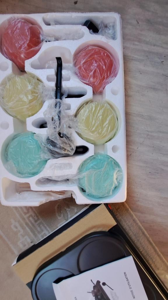 Set gourmand avec 6 casseroles, Enlèvement ou Envoi