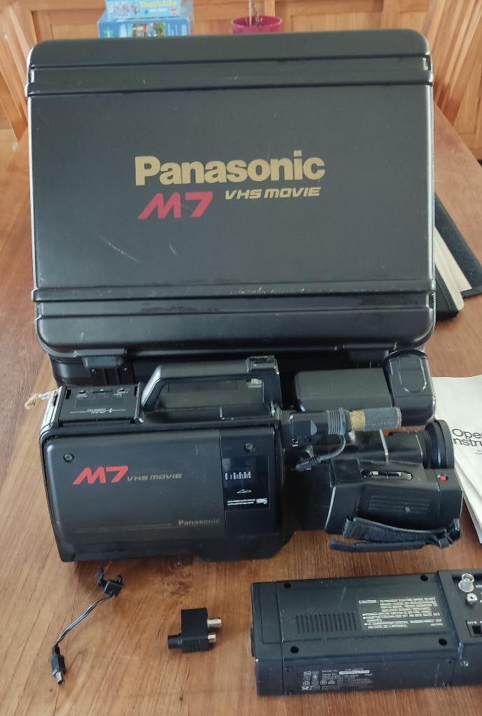 Panasonic M7 VHS-videocamera., Audio, Tv en Foto, Televisies, Ophalen, Gebruikt, Panasonic