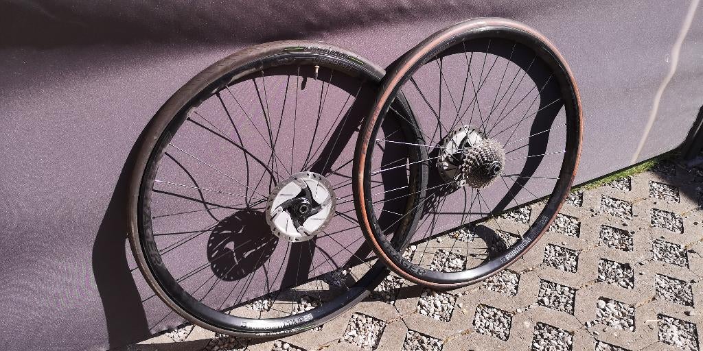 Bontrager Paradigm Comp 25 TLR Boost Disc Road Wheel, Ophalen, Gebruikt, Overige typen