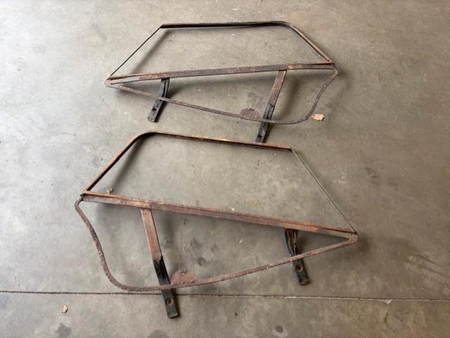 Triumph TR2-3A-3B sidescreen frames, Autos : Divers, Autos divers Autre, Enlèvement