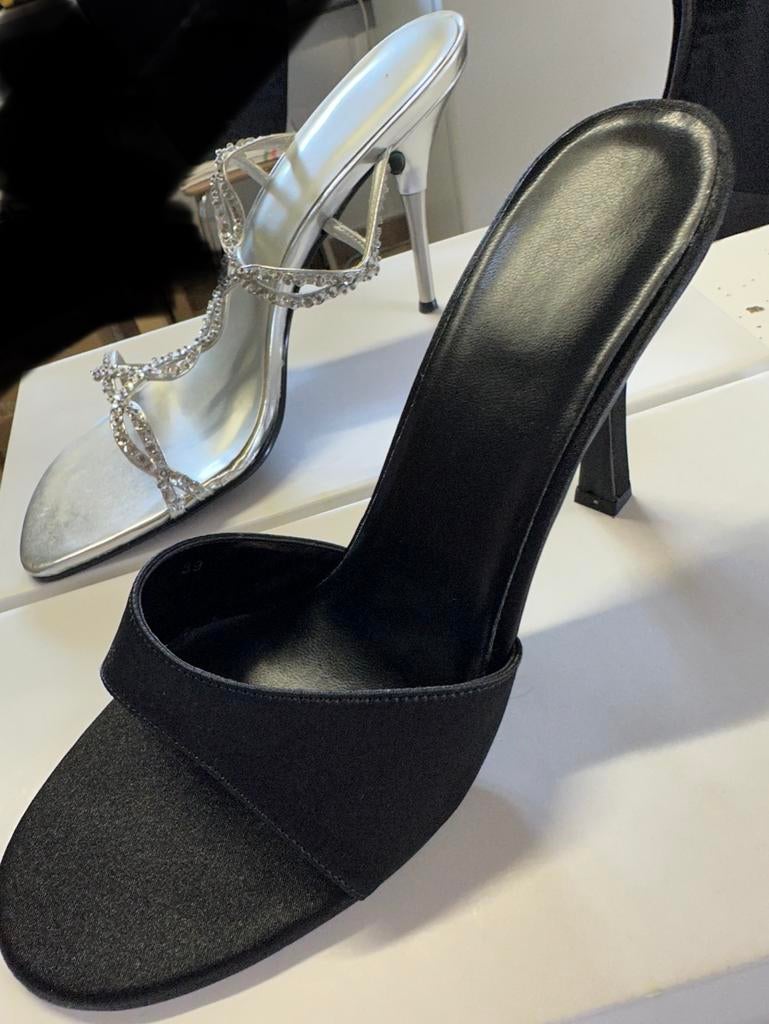 Muiltjes maat 39 helemaal nieuw, Kleding | Dames, Schoenen, Ophalen, Zwart, Nieuw, Sandalen of Muiltjes