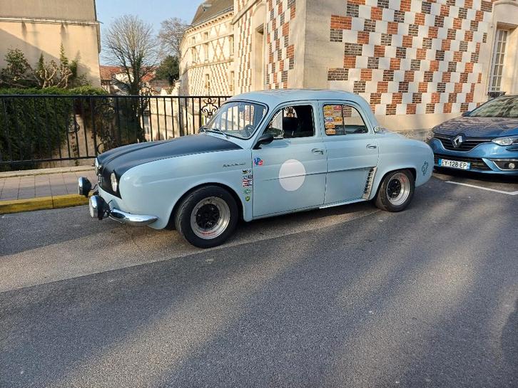 RENAULT DAUPHINE 1959 exchange of te koop, Auto's, Renault, Particulier, Overige modellen, Benzine, Berline, 4 deurs, Handgeschakeld