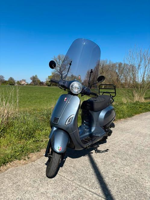 GTS Toscana Dynamic pure blue | A-Klasse, Fietsen en Brommers, Scooters | Piaggio, Zo goed als nieuw, Overige modellen, Klasse A (25 km/u)