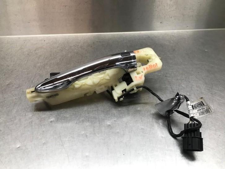 POIGNEE EXTERIEURE AVANT GAUCHE Kia Sportage (SL), Autos : Pièces & Accessoires, Carrosserie & Tôlerie, Kia, Avant, Gauche, Utilisé