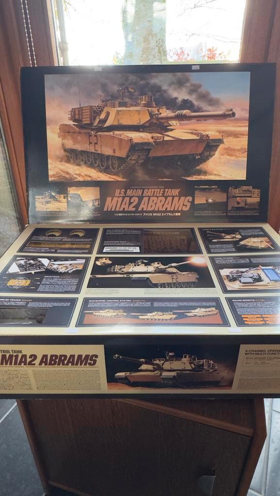 Char M1A2 ABRAMS 1/16 Tamiya., Hobby en Vrije tijd, Modelbouw | Radiografisch | Overige, Nieuw, Ophalen of Verzenden