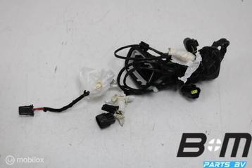 Portierkabelboom rechts voor VW Fox 5Z3971121A beschikbaar voor biedingen