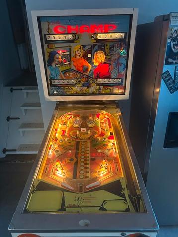 Bally champ flipperkast beschikbaar voor biedingen