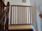 Kinderhekje, in de breedte verstelbaar, beveiligd apparaat, Kinderen en Baby's, Traphekjes, Ophalen, Zo goed als nieuw, Hout