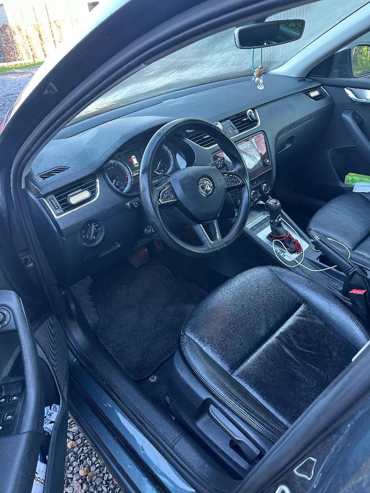 Skoda Octavia Combi 1.4 TSI G-TEC DSG Ambition, Autos, Skoda, Particulier, Octavia, Airbags, Apple Carplay, Bluetooth, Cruise Control