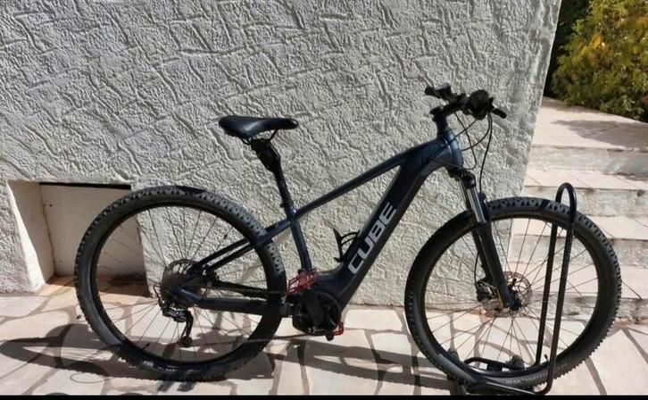 Échange vttae cube 2021, Fietsen en Brommers, Fietsen | Mountainbikes en ATB, Zo goed als nieuw, Ophalen of Verzenden