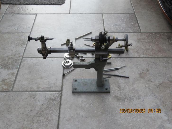 Draaibankje horlogemaker  uurwerkmaker 8 mm, Antiek en Kunst, Antiek | Gereedschap en Instrumenten, Ophalen of Verzenden