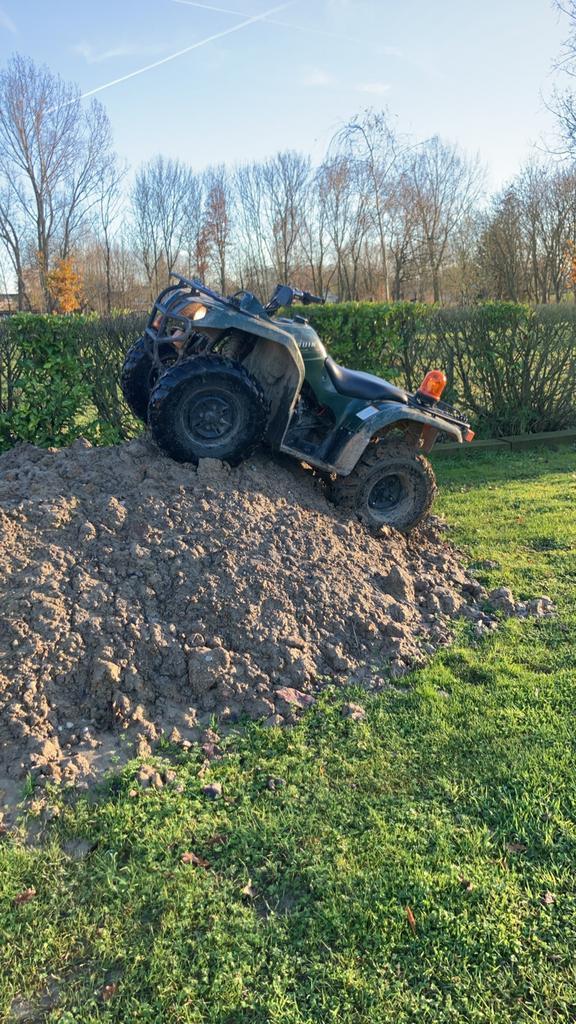 Yamaha 350cc 4x4 landbouwquad – technisch top, Motoren, Quads en Trikes, Ophalen