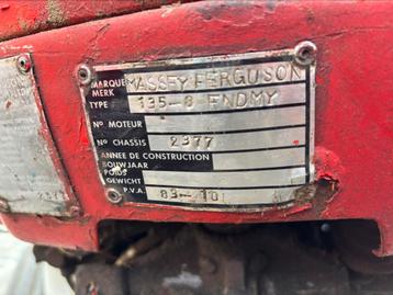 Tractor Massey Ferguson 135 in zeer goede staat, Zakelijke goederen, Landbouw | Tractoren, Ophalen, Oldtimer, Massey Ferguson