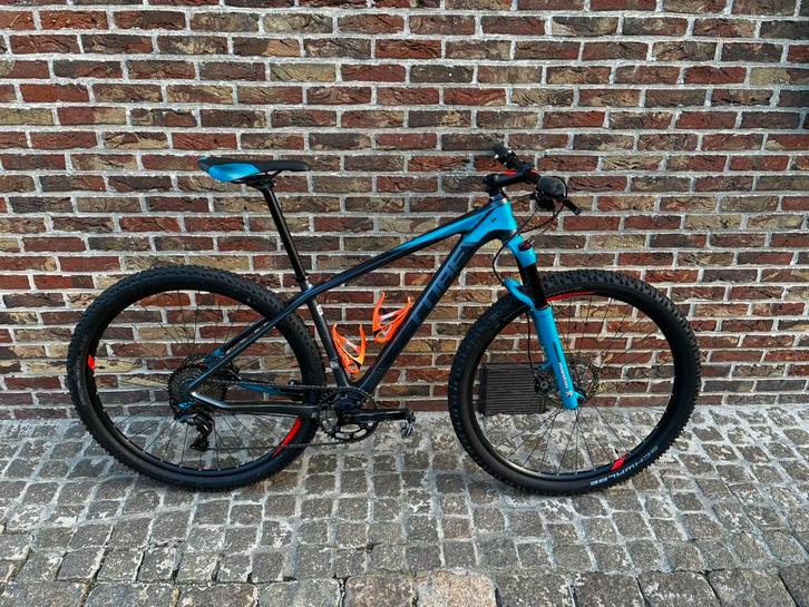 Cube carbon mountenbike, Fietsen en Brommers, Fietsen | Mountainbikes en ATB, Zo goed als nieuw, Ophalen