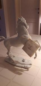 CHEVAL EN PORCELAINE KAISER, Enlèvement ou Envoi