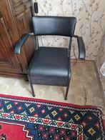 Toiletstoel met verborgen emmer 1 jaar oud, Huis en Inrichting, Stoelen, Ophalen, Zwart, Zo goed als nieuw, Eén