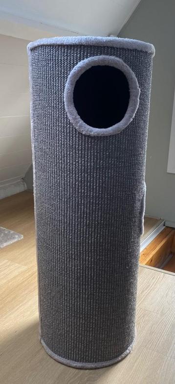 Krabton voor kat beschikbaar voor biedingen