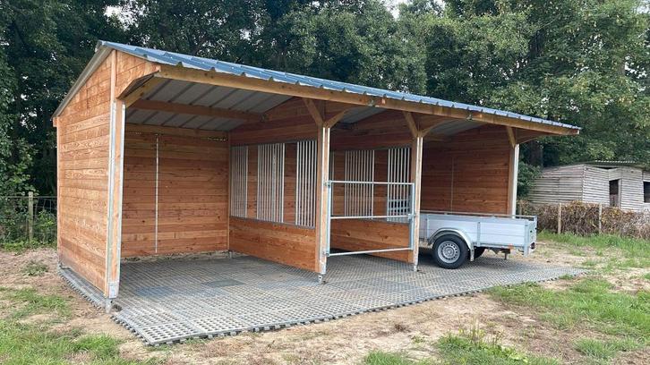 Schuilhok / hooiruif / Schuilhok in massief Douglashout, Dieren en Toebehoren, Stalling en Weidegang, Stalling, Weidegang, 2 of 3 paarden of pony's