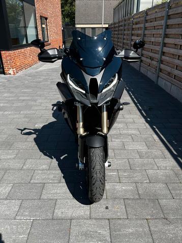 BMW s1000xr 2023 - Tripple Black - verlaagde papieren