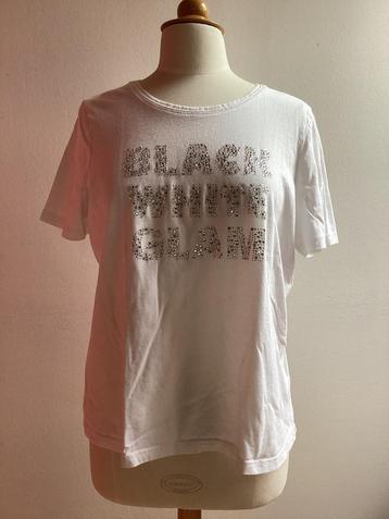 T-shirt Canda C&A beschikbaar voor biedingen