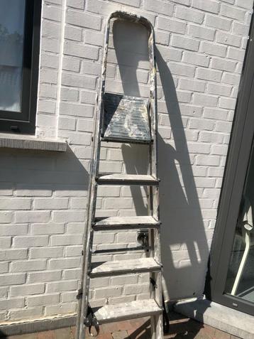 5-Tredige Trapladder  beschikbaar voor biedingen