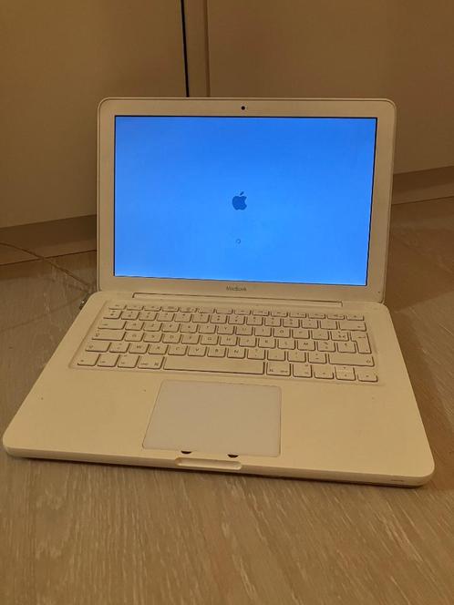 MacBook (Mid 2010), Computers en Software, Apple Macbooks, Gebruikt, MacBook, 13 inch, 2 tot 3 Ghz, 512 GB, Minder dan 4 GB, Azerty