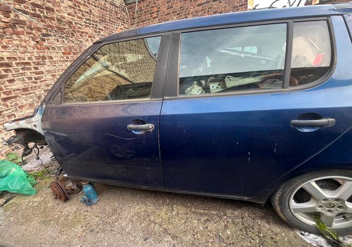 Plusieurs pieces Skoda Fabia 1.2 tdi, Auto-onderdelen, Carrosserie, Skoda, Voor, Ophalen