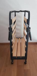 Opvouwbaar logeerbed op wieltjes 90x200, Huis en Inrichting, Ophalen