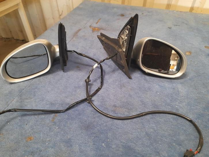 VOLKSWAGEN GOLF 5 ELEKTRISCHE SPIEGELS // /5060 AUVELAIS, Auto-onderdelen, Spiegels, Volkswagen, Gebruikt, Ophalen of Verzenden