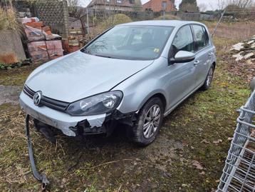 VW GOLF 6 ACCIDENTEE  DEMARRE 466 000 KM beschikbaar voor biedingen