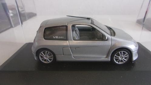 RENAULT CLIO V6 "TROPHY".UNIV HOBBIES 1/43 IMPEC.NEW VITRINE, Hobby & Loisirs créatifs, Voitures miniatures | 1:43, Comme neuf