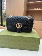 Gucci marmont bag small, Handtassen en Accessoires, Tassen | Damestassen, Ophalen, Zo goed als nieuw
