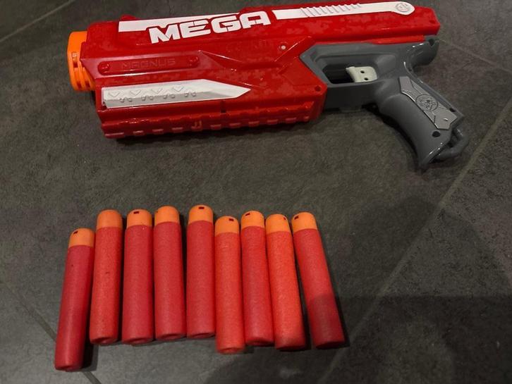NERF N-Strike Elite Mega Magnus, Kinderen en Baby's, Speelgoed | Buiten | Actiespeelgoed, Zo goed als nieuw, Ophalen of Verzenden