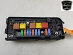BOITIER FUSIBLES Opel Vectra C GTS (01-2002/01-2009), Utilisé, Opel