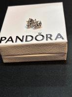Pandora Oorknoppen Oorsteker Maan en Ster, Handtassen en Accessoires, Oorbellen, Ophalen of Verzenden, Zo goed als nieuw, Zilver
