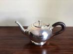 Verzilverde theepot met houten handvat, Ophalen of Verzenden, Zilver