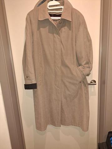 Trenchcoat mt 44/46 met uitneembare voering  beschikbaar voor biedingen