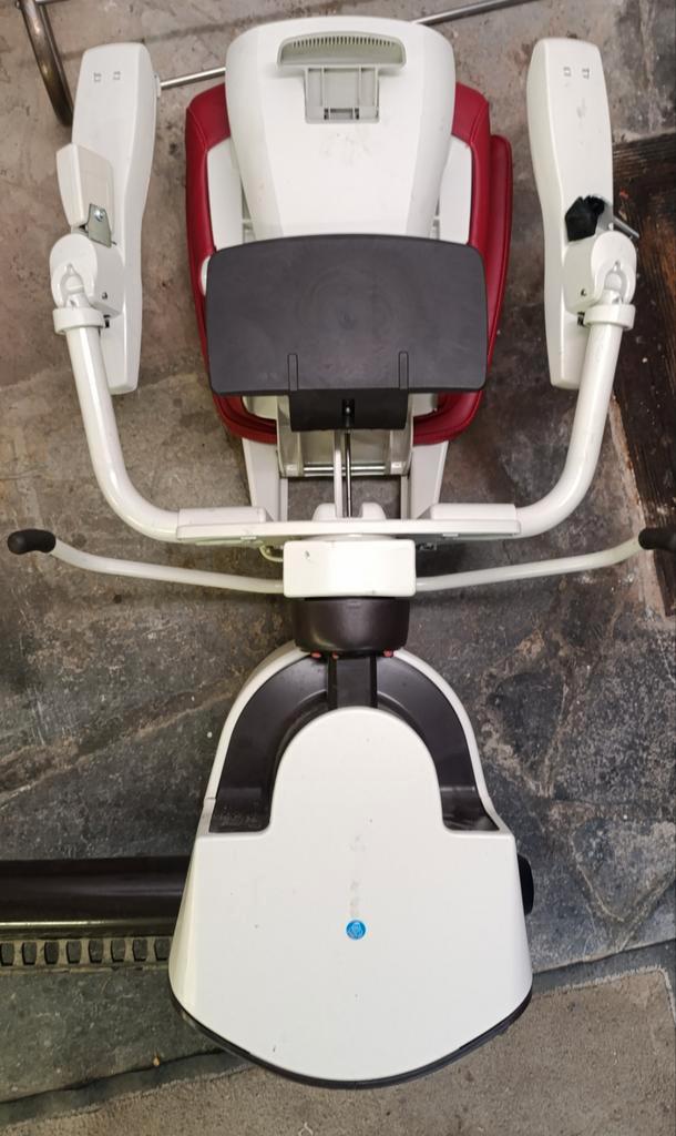 Deux Thyssenkrupp Flow2A de 2019, Divers, Monte-escaliers, Utilisé, Enlèvement