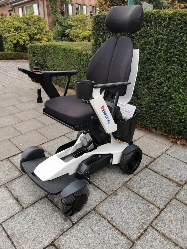 Lichtgewicht elektrische rolstoel & Innovatief Design nieuw, Diversen, Rolstoelen, Nieuw, Elektrische rolstoel, Inklapbaar, Ophalen of Verzenden