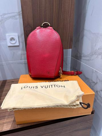 Louis Vuitton Mabillon en cuire épi rouge