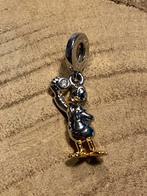 100 ans de Disney Charm, Donald Duck, Neuf, Autres marques, Enlèvement ou Envoi, 1 bracelet à breloques