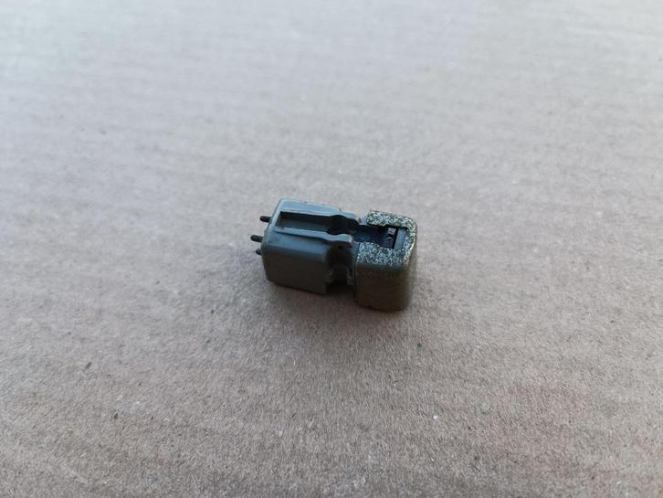 Element / VR22 (Div) jukebox, Verzamelen, Automaten | Jukeboxen, Verzenden