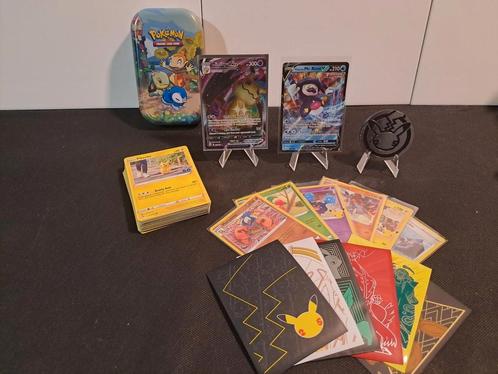 Coffret Pokémon en boîte métallique, Hobby & Loisirs créatifs, Jeux de cartes à collectionner | Pokémon, Comme neuf, Enlèvement ou Envoi