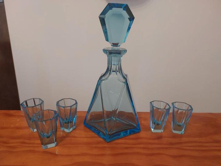 Service à liqueur Art déco en verre bleu, Antiquités & Art, Antiquités | Verre & Cristal, Enlèvement